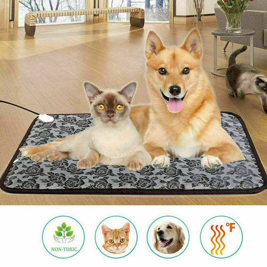 Dog and cat relaxing on self-heating waterproof pet bed pad - Shopszara